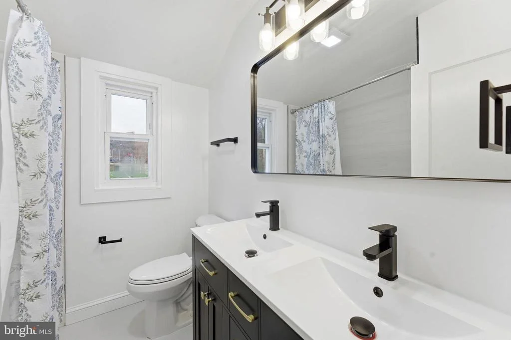 Photo of 4243 HILDRETH STREET SE