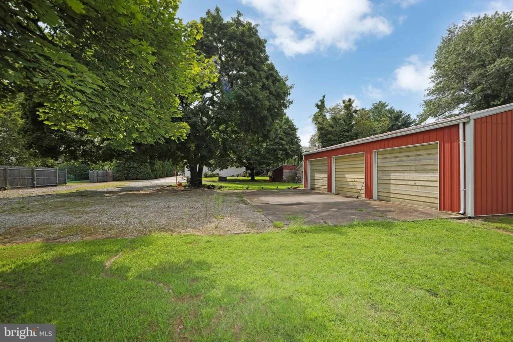 Photo of 313 KINGS HIGHWAY