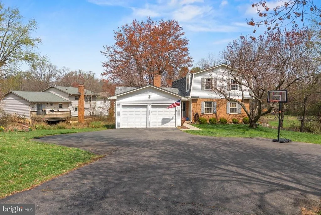 Photo of 9822 WOLCOTT DRIVE