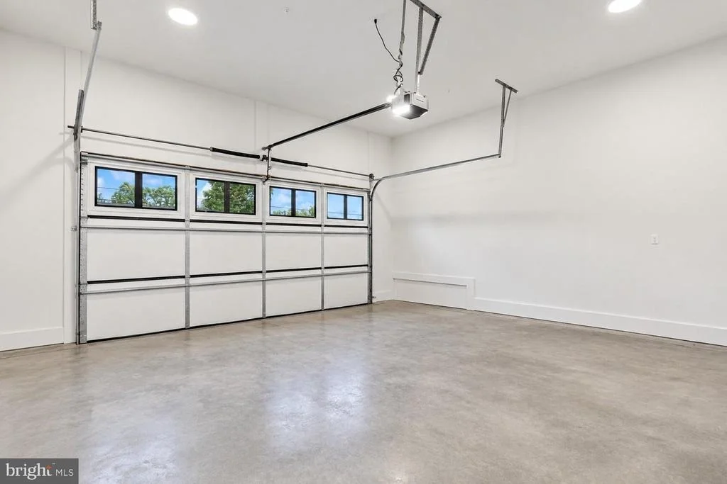Photo of 6217 PLAINVIEW ROAD