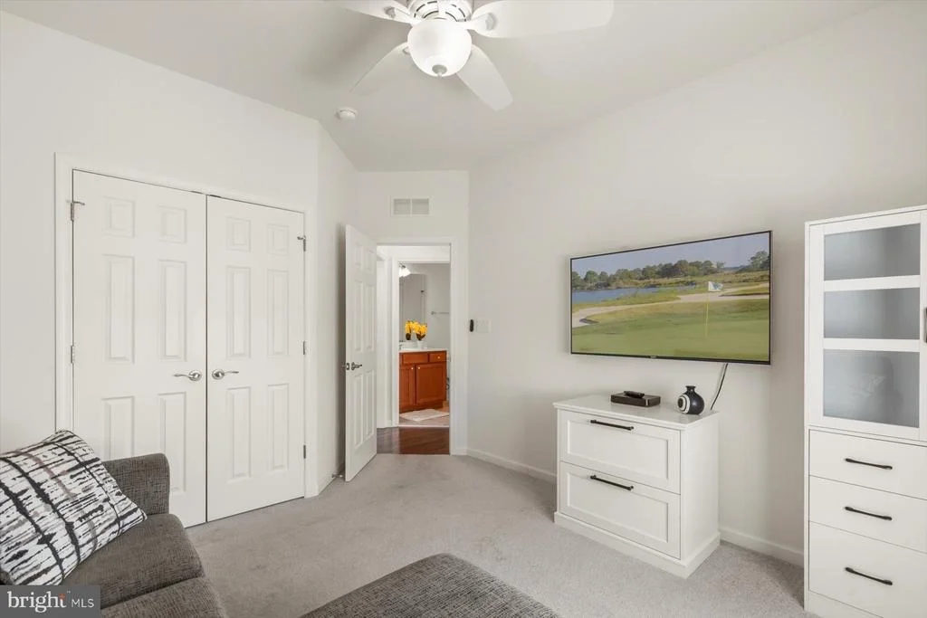 Photo of 24032 BENJAMIN HARRISON CIRCLE