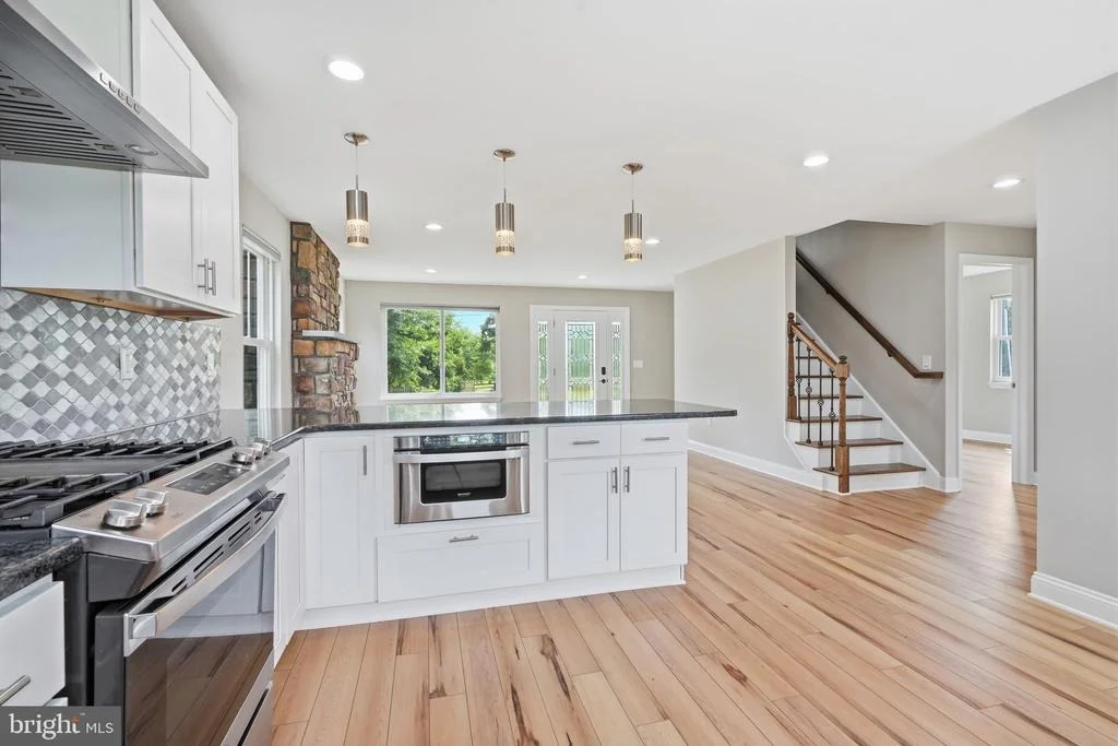 Photo of 1633 REED ROAD