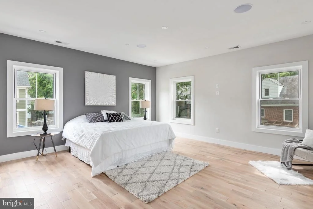 Photo of 5303 WILLARD AVENUE