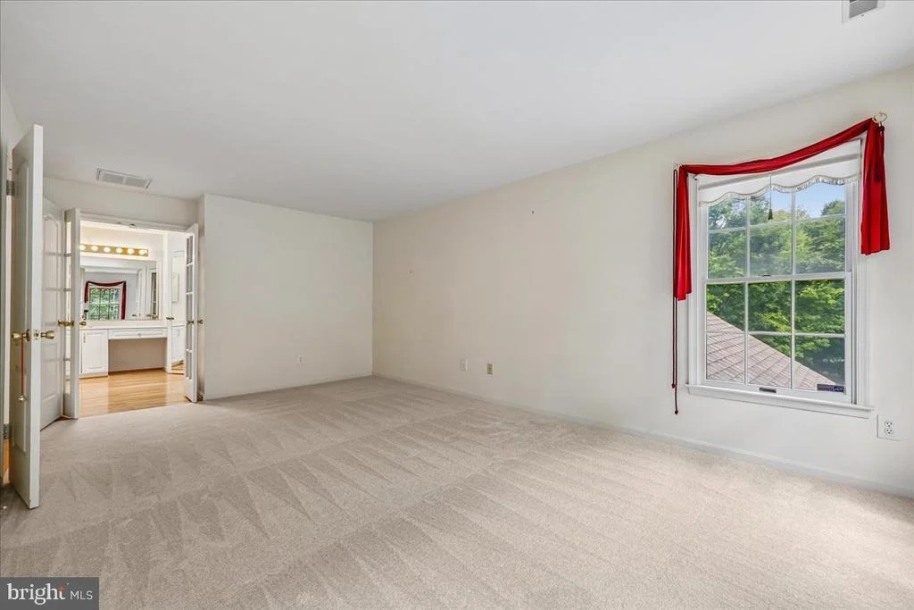 Photo of 7341 CLIFF PINE DRIVE