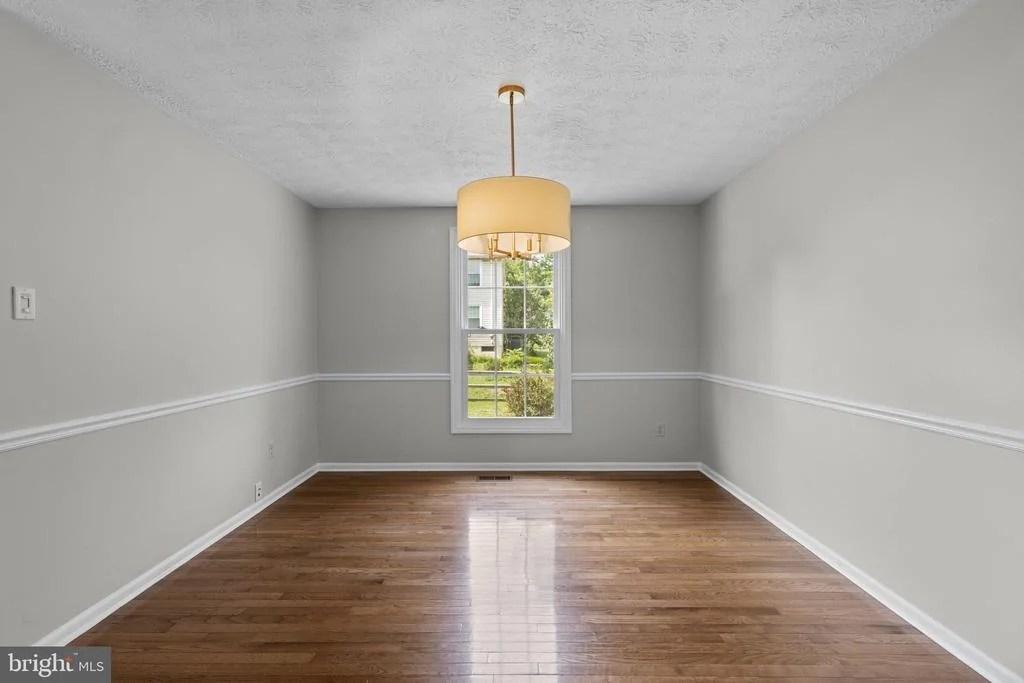 Photo of 8064 RED JACKET WAY