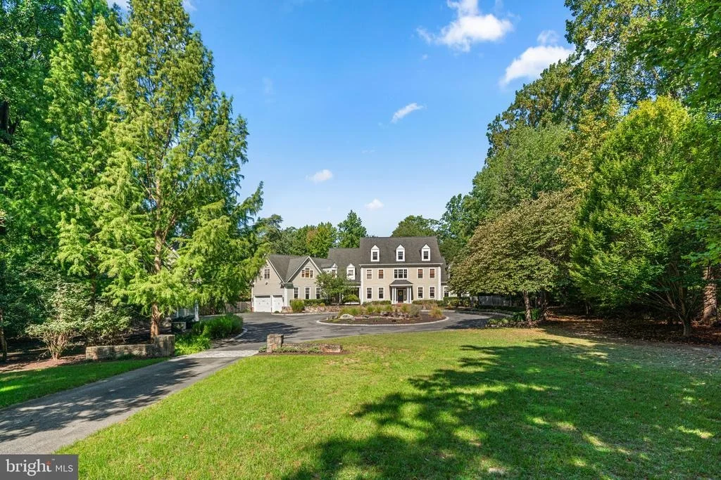 Photo of 370 EAGLE HILL ROAD