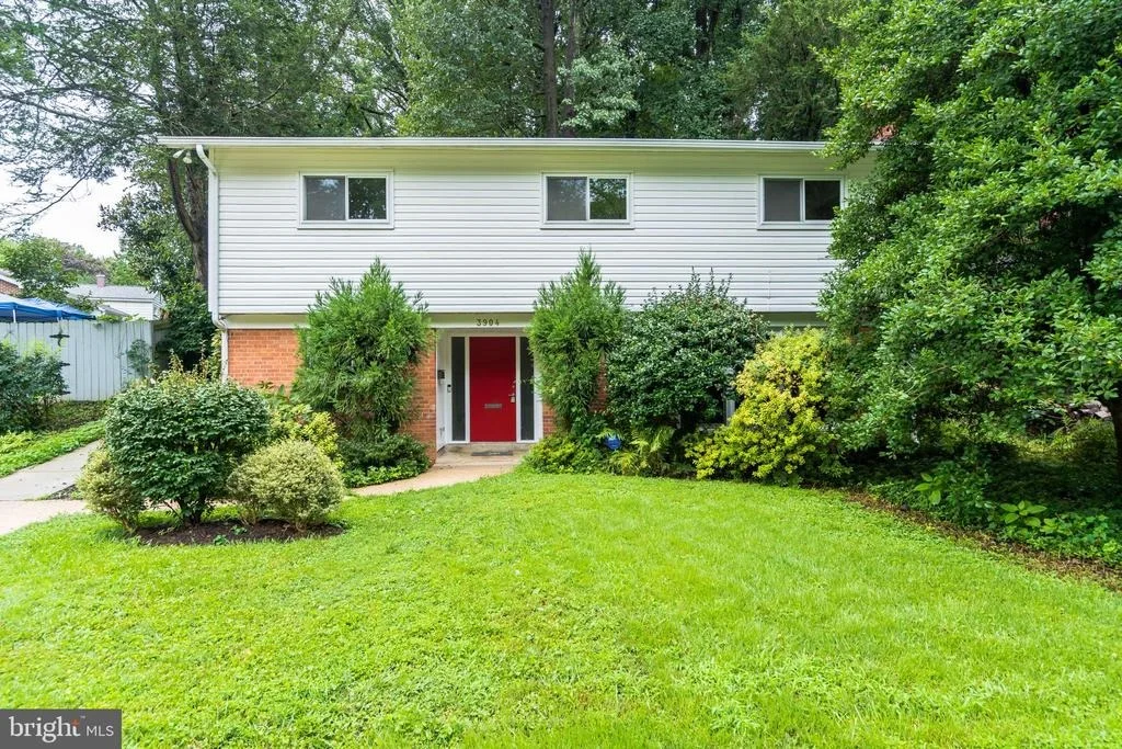 Photo of 3904 BYRD ROAD