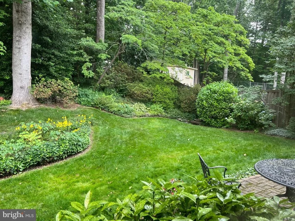 Photo of 6010 NASSAU DRIVE