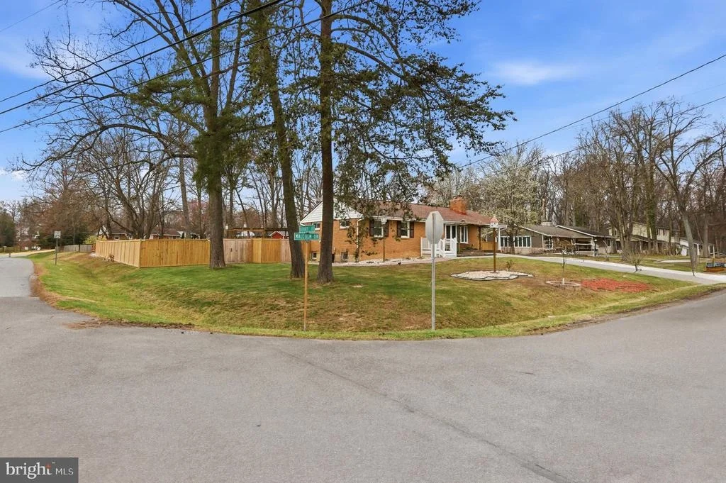 Photo of 16100 MALCOLM DRIVE