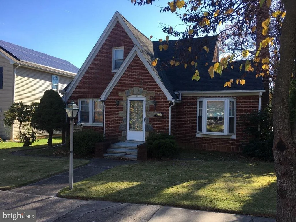 Photo of 22 FREDERICK AVENUE