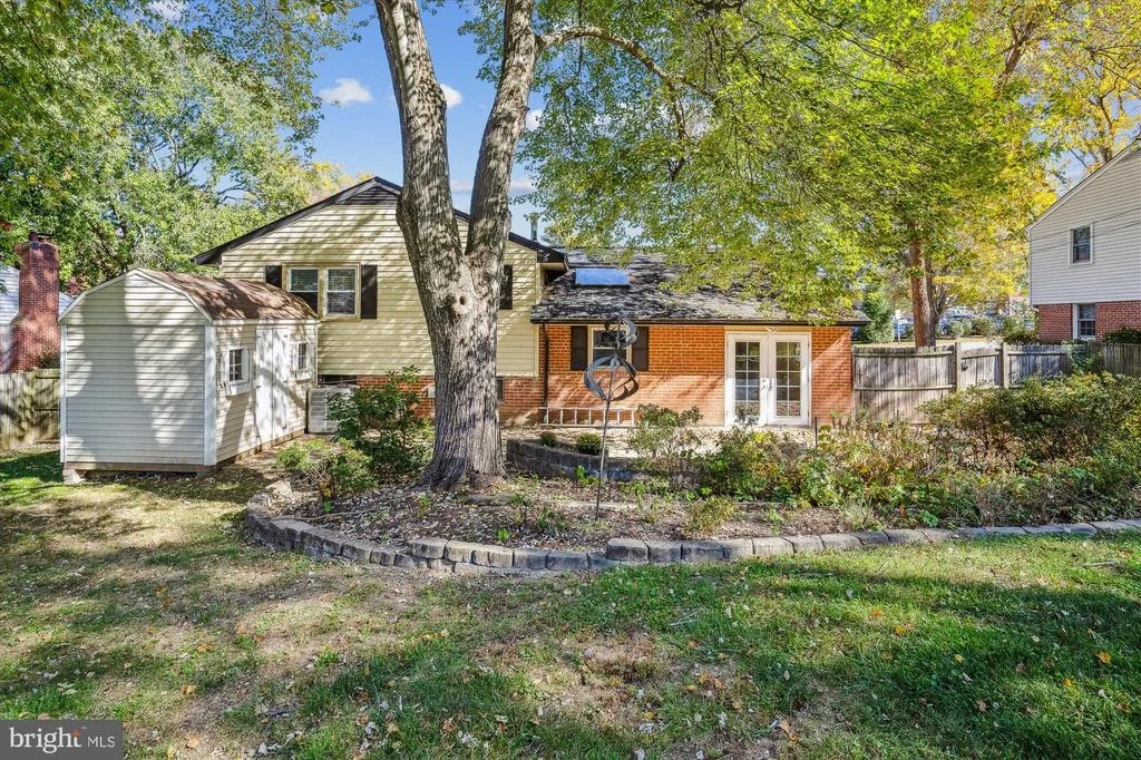 Photo of 5406 NUTTING DRIVE