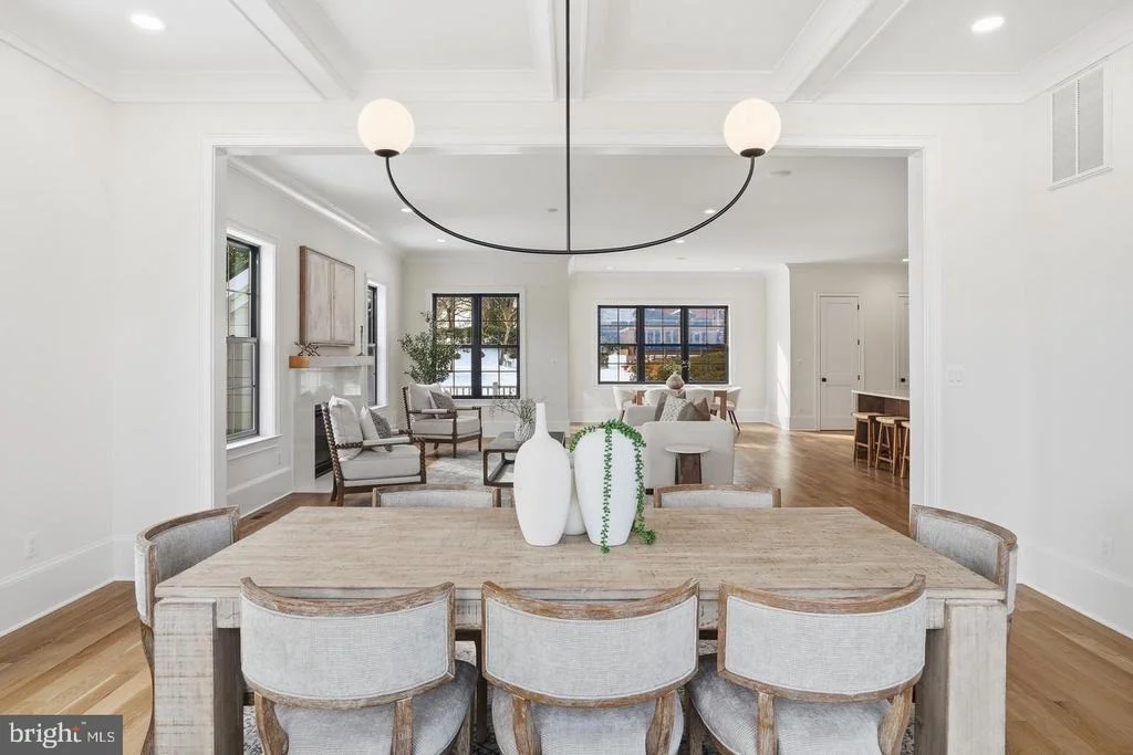 Photo of 6512 WILLIAMSBURG BOULEVARD