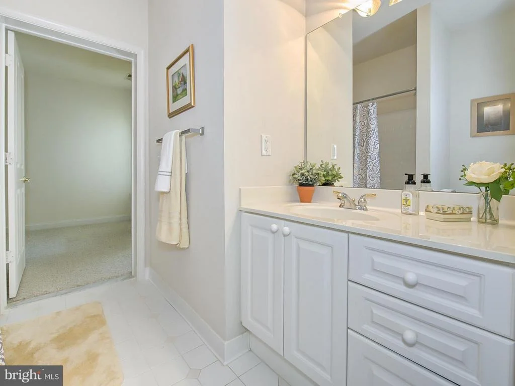 Photo of Unit 313 at 2500 WATERSIDE DRIVE