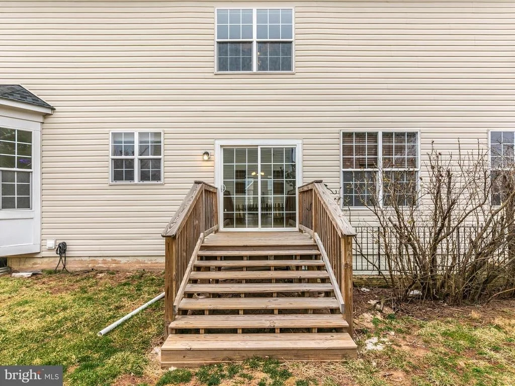 Photo of 605 CROSSOVER COURT