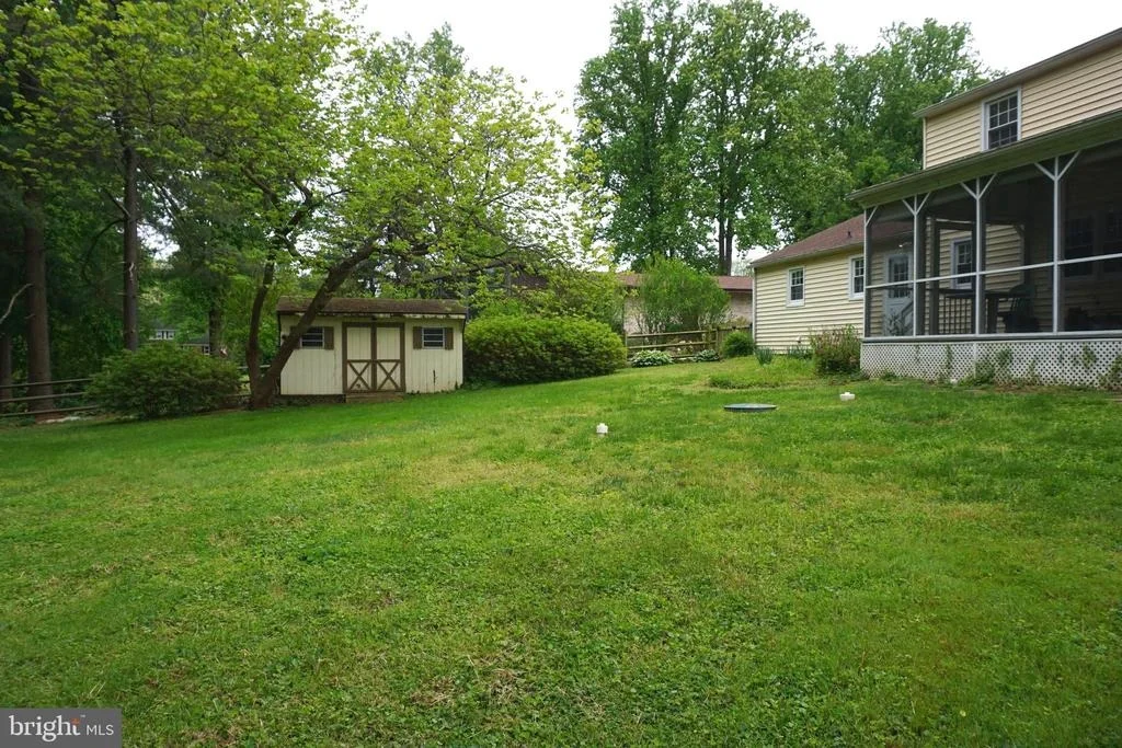Photo of 1304 CHEZ COURT