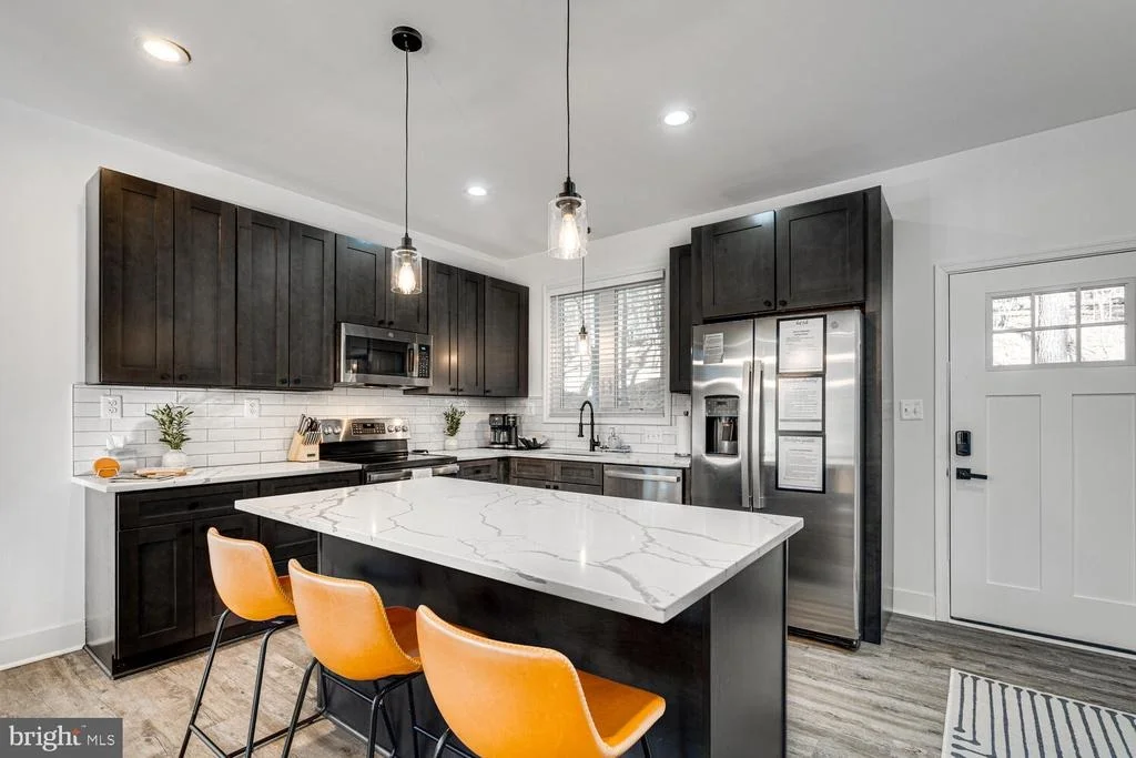 Photo of 1355 GREENVIEW DRIVE
