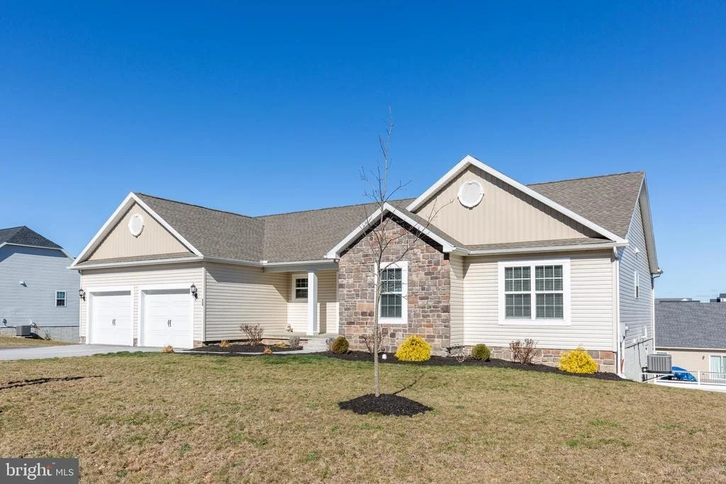 Photo of 15 KAITLYN DRIVE
