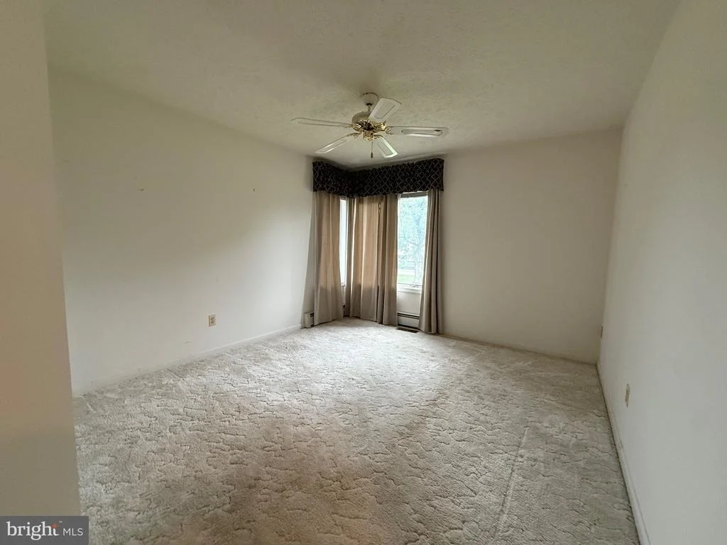 Photo of 7252 MEADOW LANE