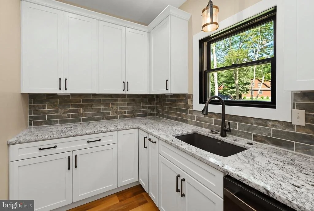 Photo of 15 BYRAN DR