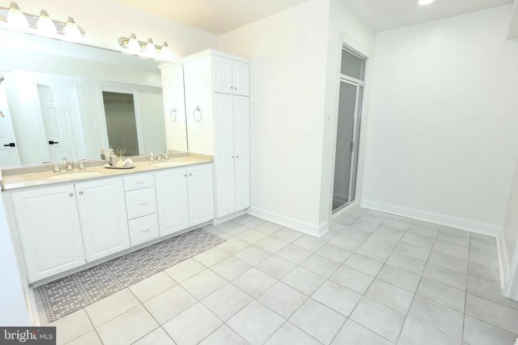 Photo of 6403 BURKE WOODS DRIVE