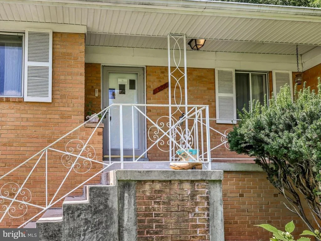Photo of 13210 LUTES DRIVE