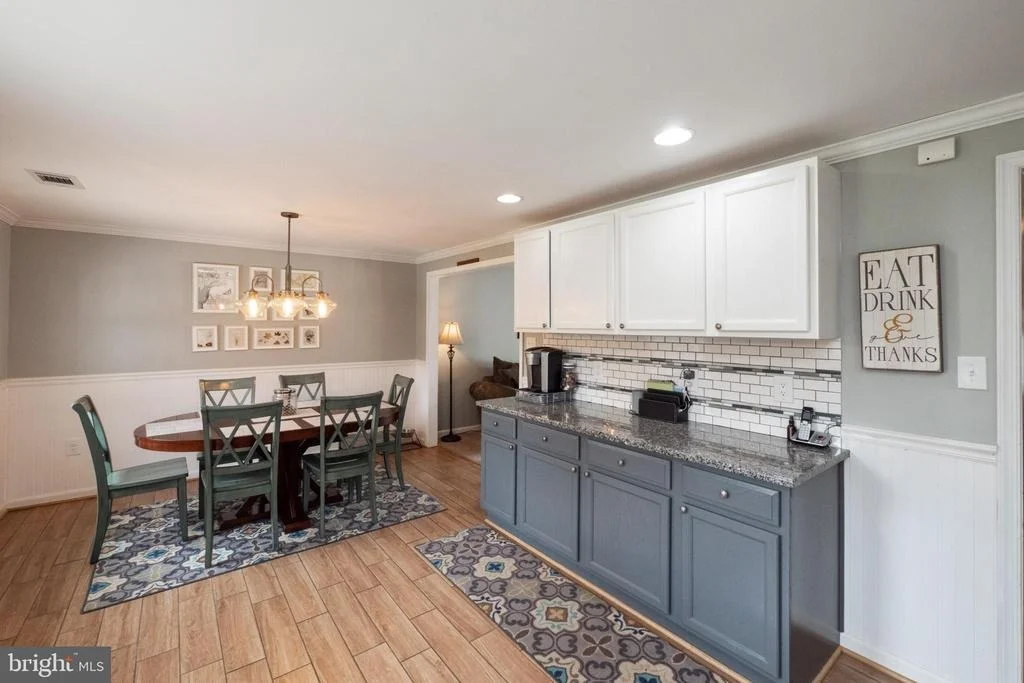 Photo of 3204 DEVONSHIRE ROAD