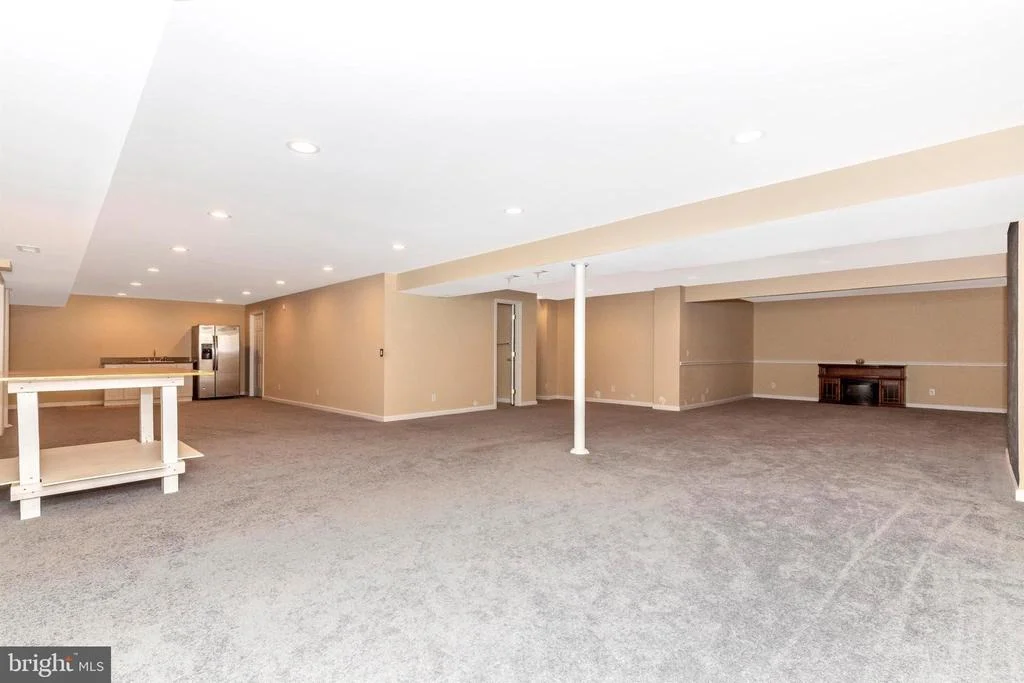 Photo of 17112 MAGIC MOUNTAIN DRIVE