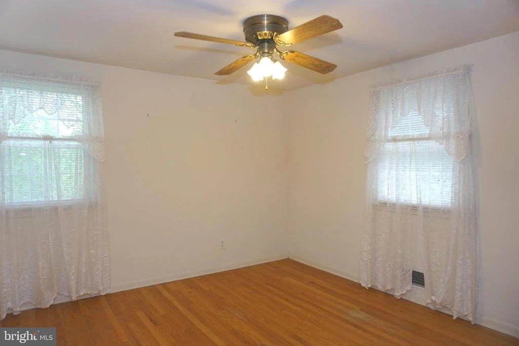 Photo of 1304 CHEZ COURT