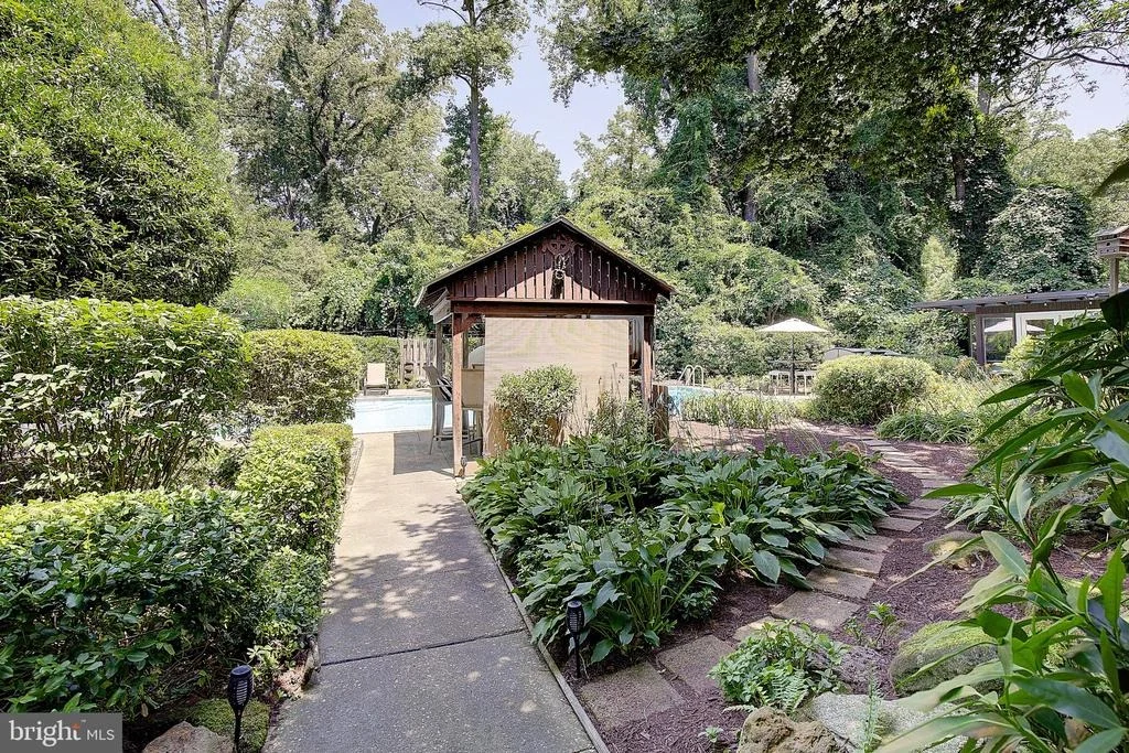 Photo of 1169 LATROBE DRIVE