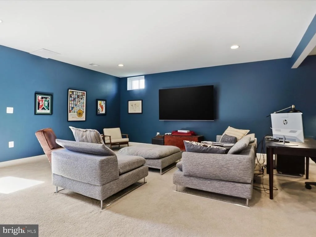 Photo of 25970 LIQUIDAMBAR LANE