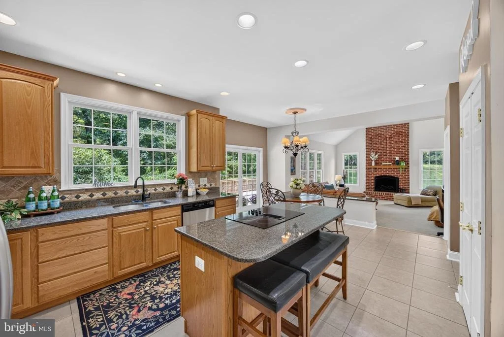 Photo of 1340 BLUEGRASS WAY