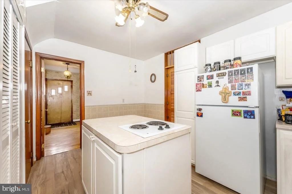 Photo of 239 DEVONSHIRE ROAD NE