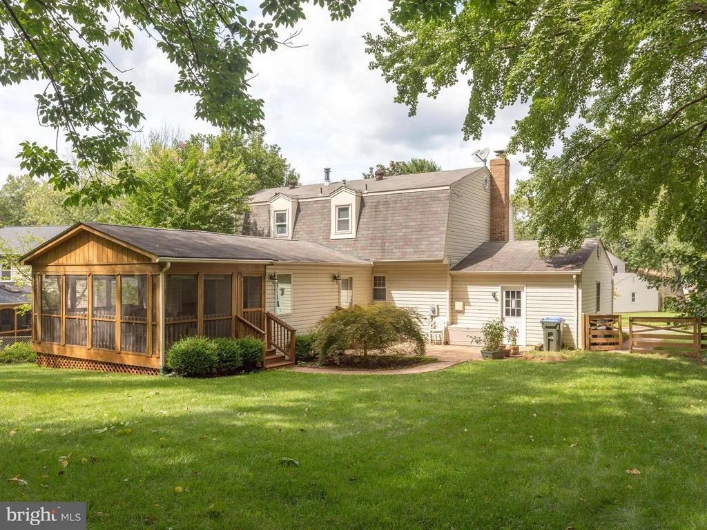 Photo of 8707 NANLEE DRIVE