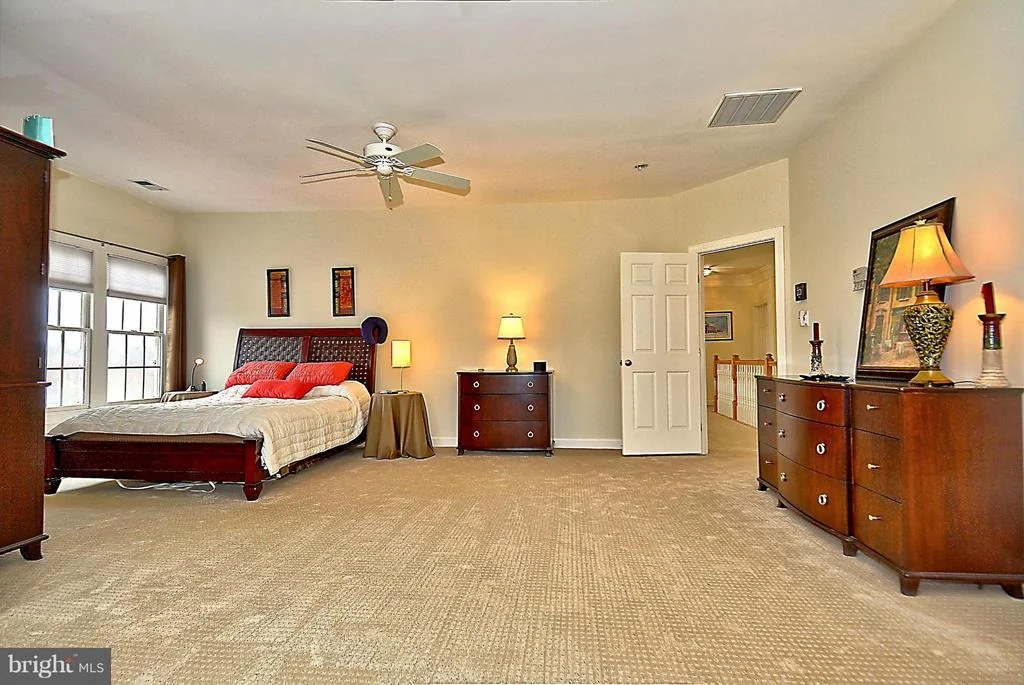 Photo of 16529 HARBOUR TOWN DRIVE