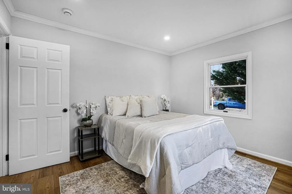 Photo of 4305 GARRETT PARK ROAD