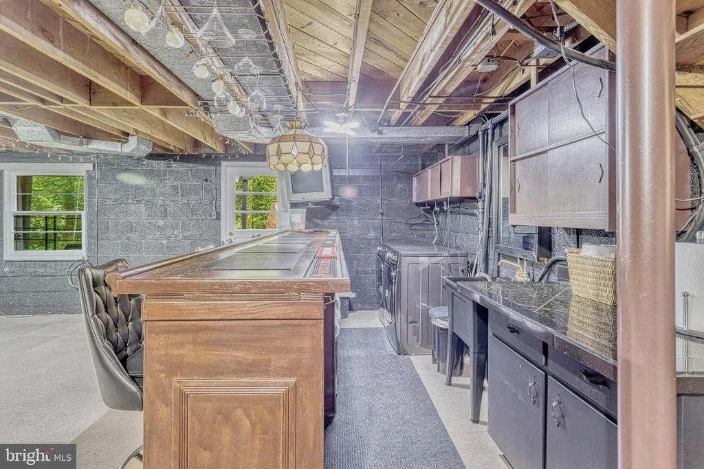 Photo of 9809 ASHBY ROAD
