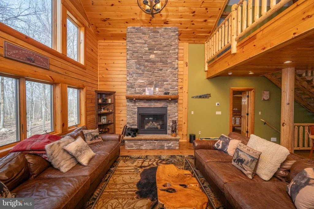 Photo of 276 SUNDANCE WAY