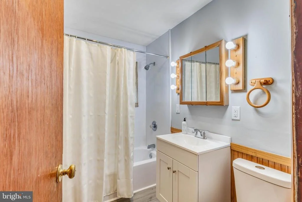 Photo of 311 OAK ROAD