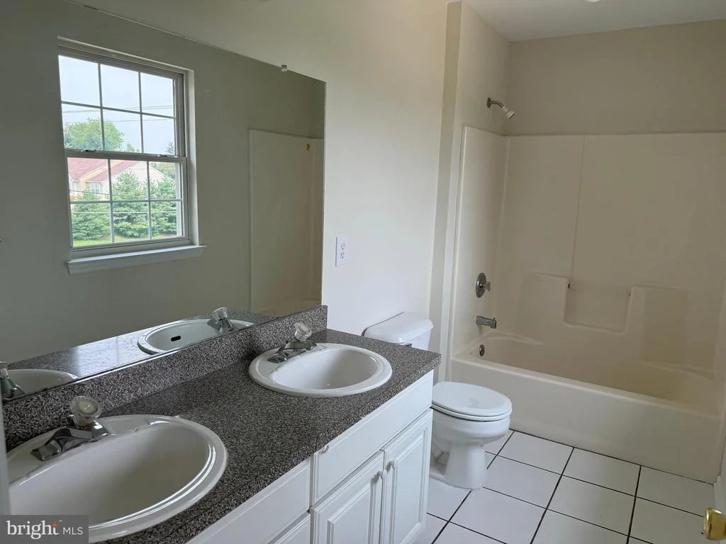 Photo of 2 JUNIPER LANE