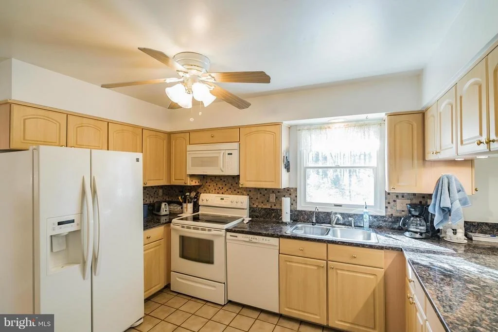 Photo of 2315 HIDDEN VALLEY LANE