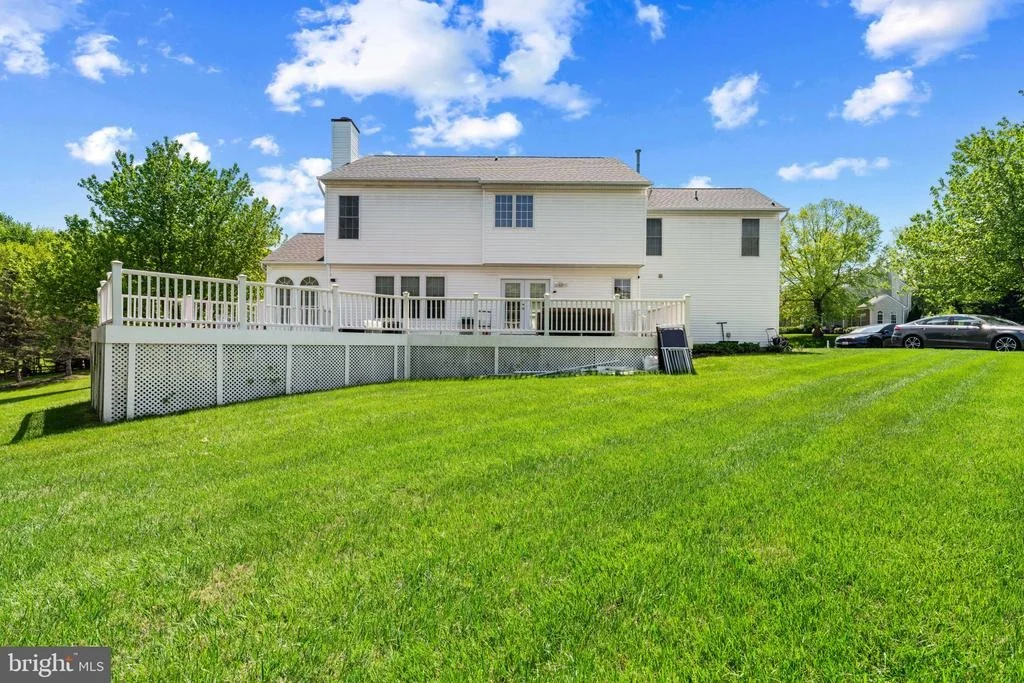 Photo of 4132 LARSON LANE
