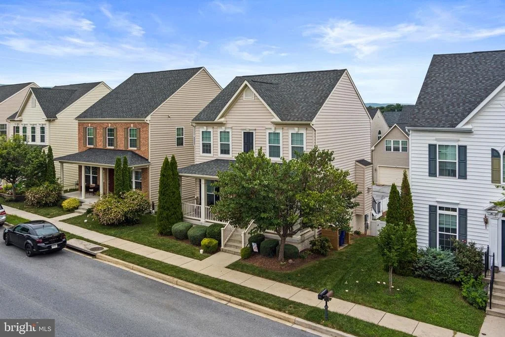 Photo of 2115 BATTERY LANE