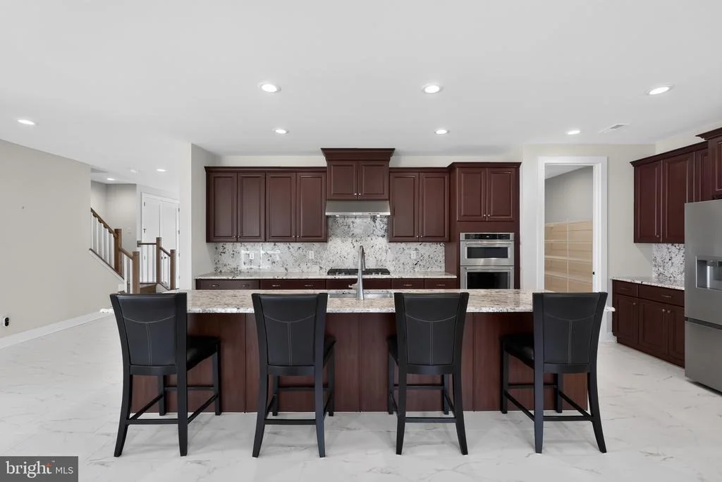 Photo of 127 ALROY ROAD