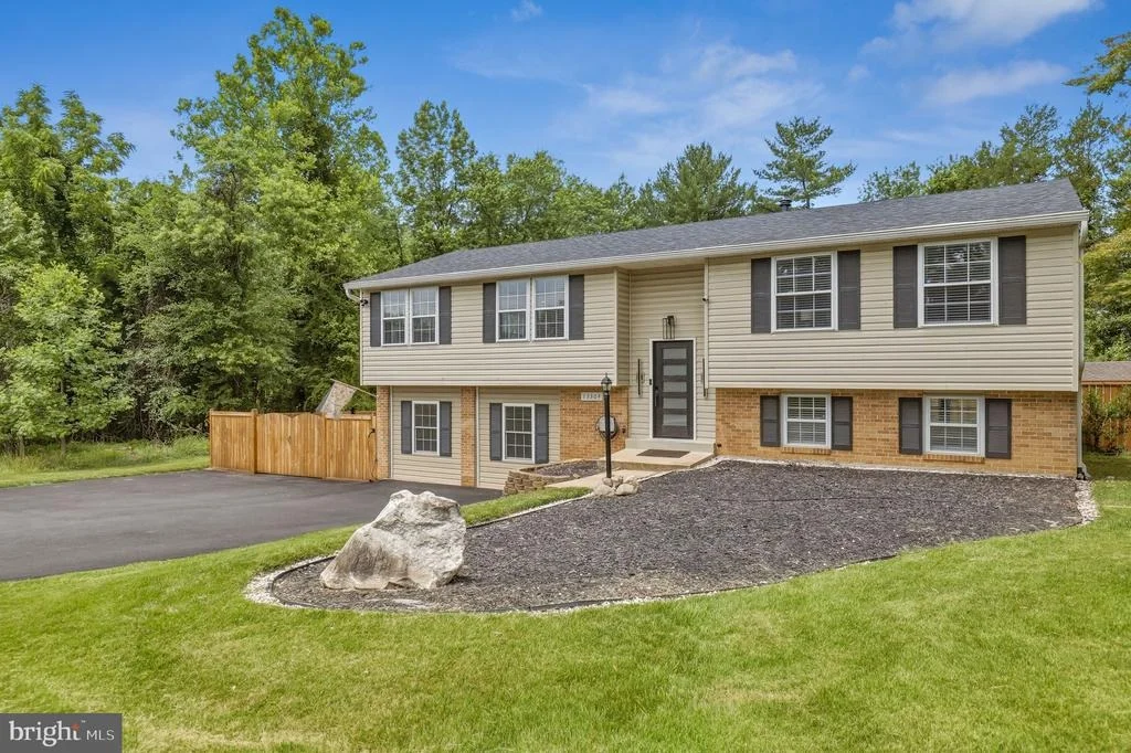 Photo of 15304 GOOD HOPE ROAD