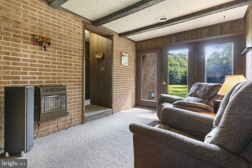 Photo of 5405 DUCLOS LANE