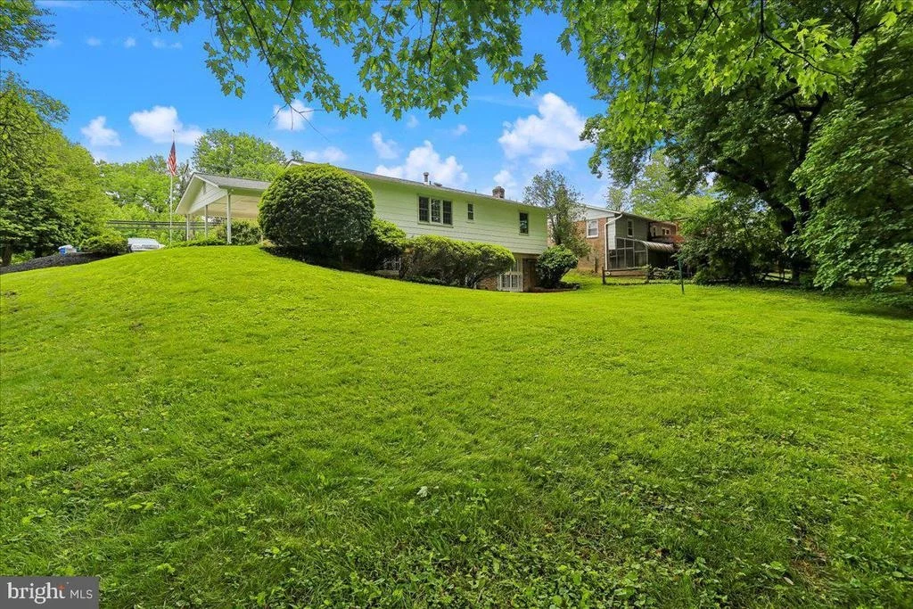 Photo of 12908 OLD COLUMBIA PIKE