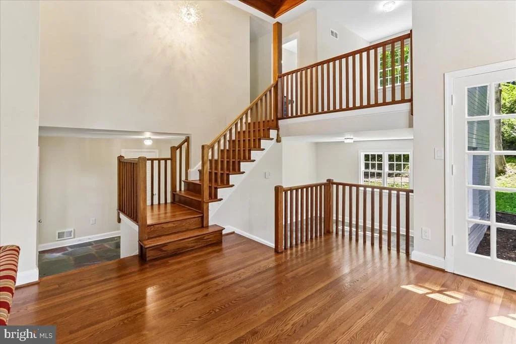 Photo of 12811 LACY DRIVE