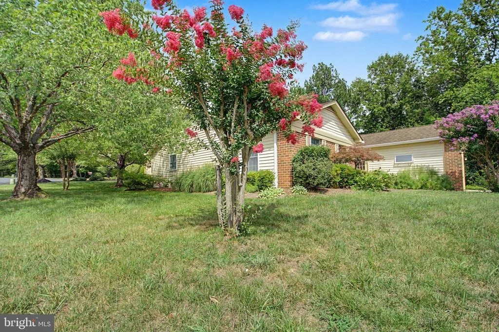 Photo of 804 COXSWAIN WAY
