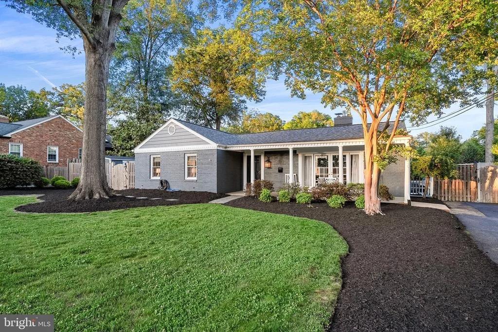 Photo of 7117 MARLAN DRIVE