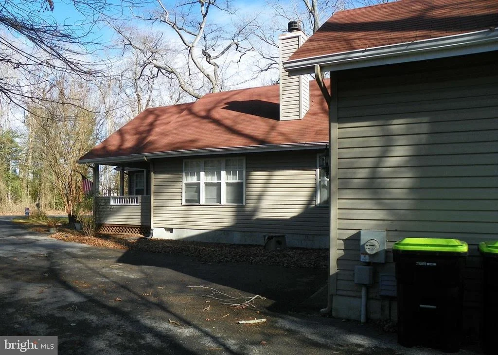 Photo of 14 WOODS CIRCLE